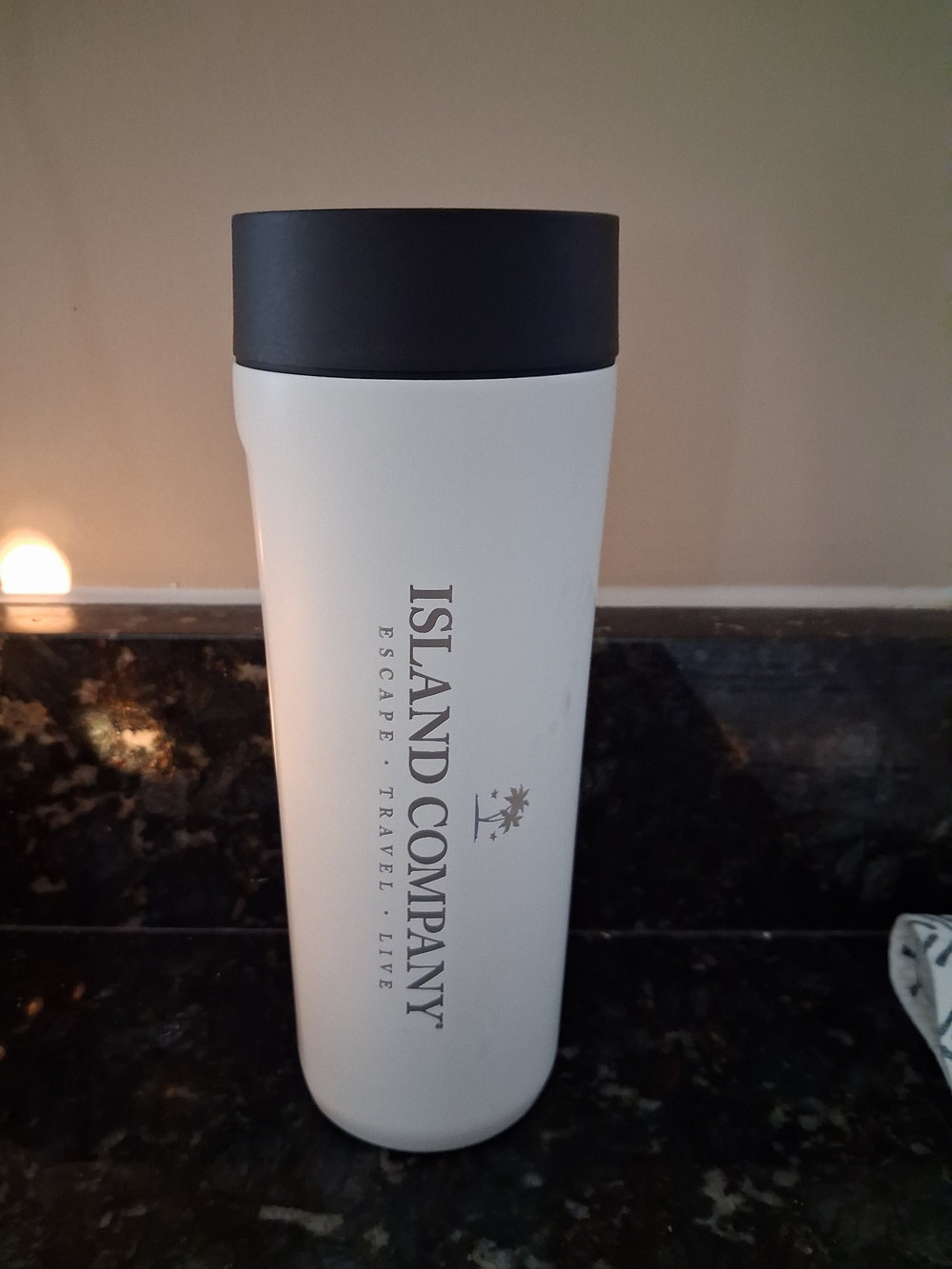 Island Company 17 Oz Corkcicle Tumbler with Black Lid